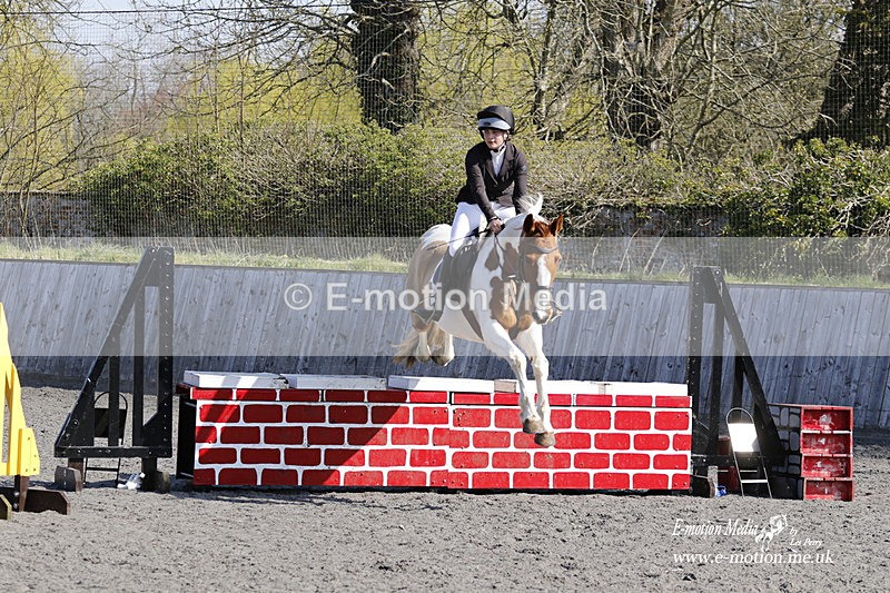 _EST0798 - Bourne Valley Riding Club Winter Showjumping 27/03/22