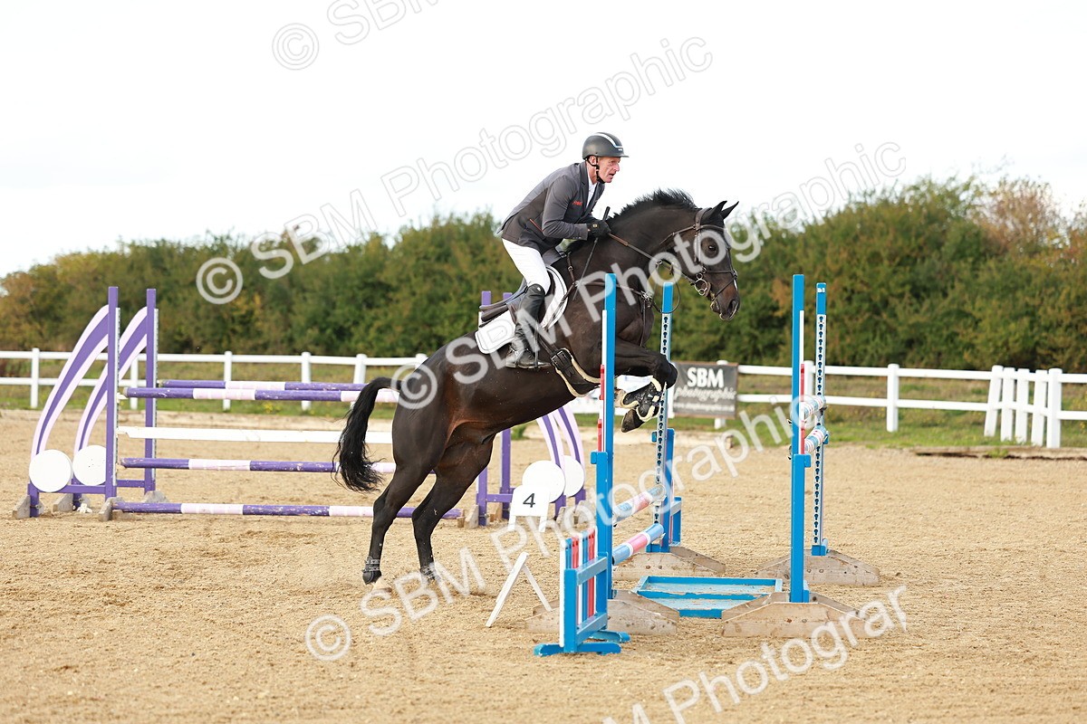 SBM_002146 - Class 5 - Senior Foxhunter - 1.20m