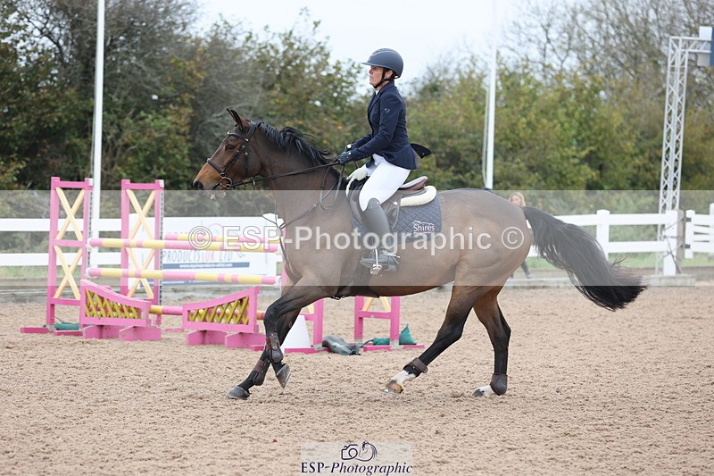 241101A-115800-01571 - FRI Cls 5 Newcomers and 1.10m Open