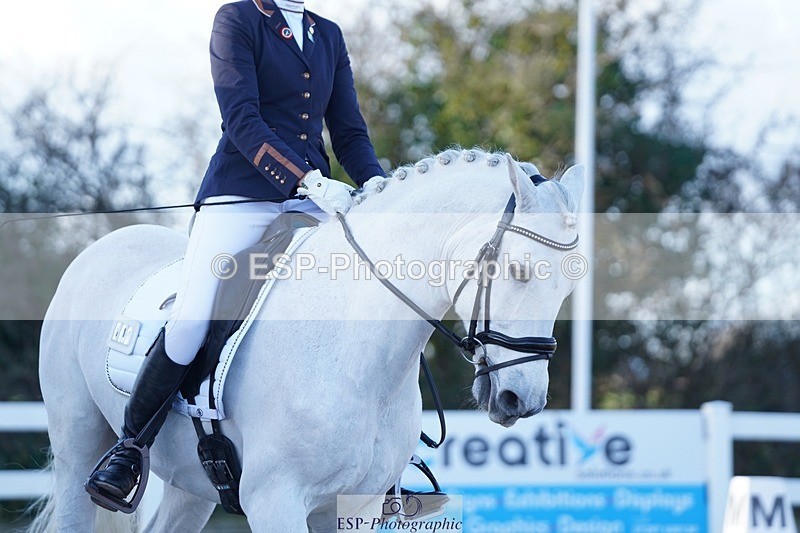 241214-145726-02064 - 111-Anya.Hitt-Cnoc.an.Noinin.Clover