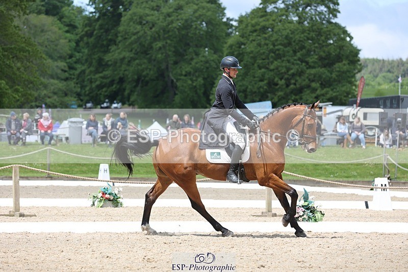 240523-115529-03644 - 241-CLASS_ROMANCE-Jack_Pinkney