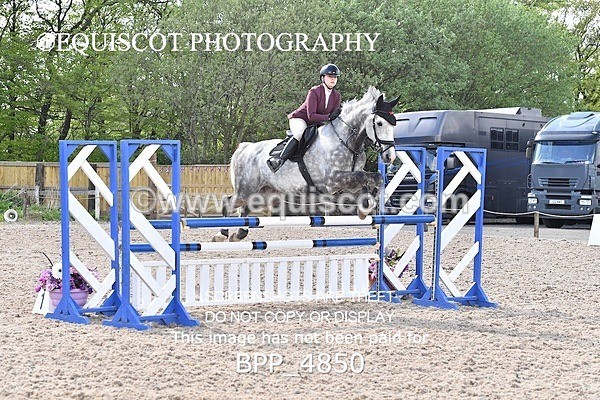BPP_4850 - SUN CLASS 25 Senior Newcomers/ 1.10m Open