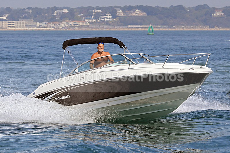 180506 BARRRKIN MAD - CROWNLINE 1Y3A9001_Edit - 090523 BARRRKIN MAD - MONTEREY