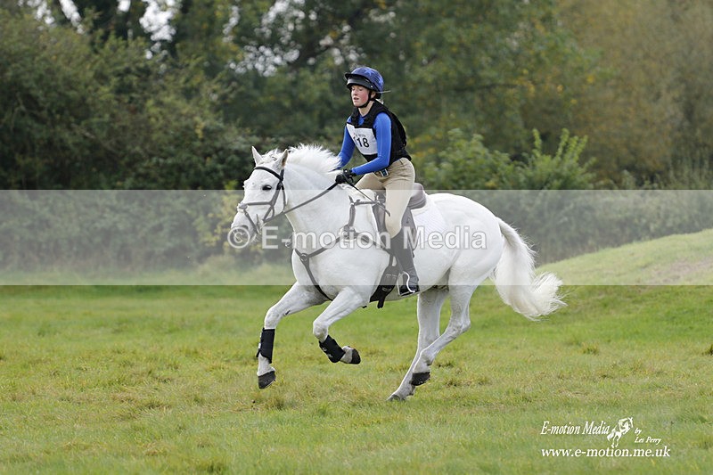  WWHT 171021 2391 - Novice Pairs (0.80m)  17/10/21