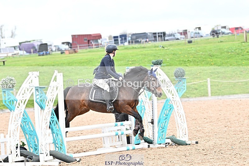 250414-102132-00070 - 70cm Round 1