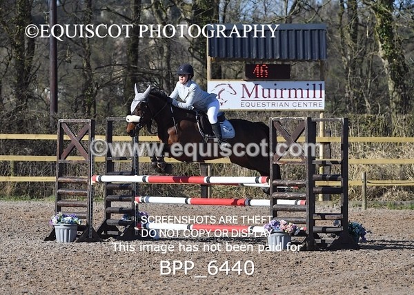 BPP_6440 - CLASS 10 SUN Newcomers/ 1m Open