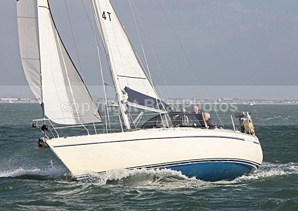 091025 MOONDANCE GBR4194T IMG_4367 - Sailboats - monohull