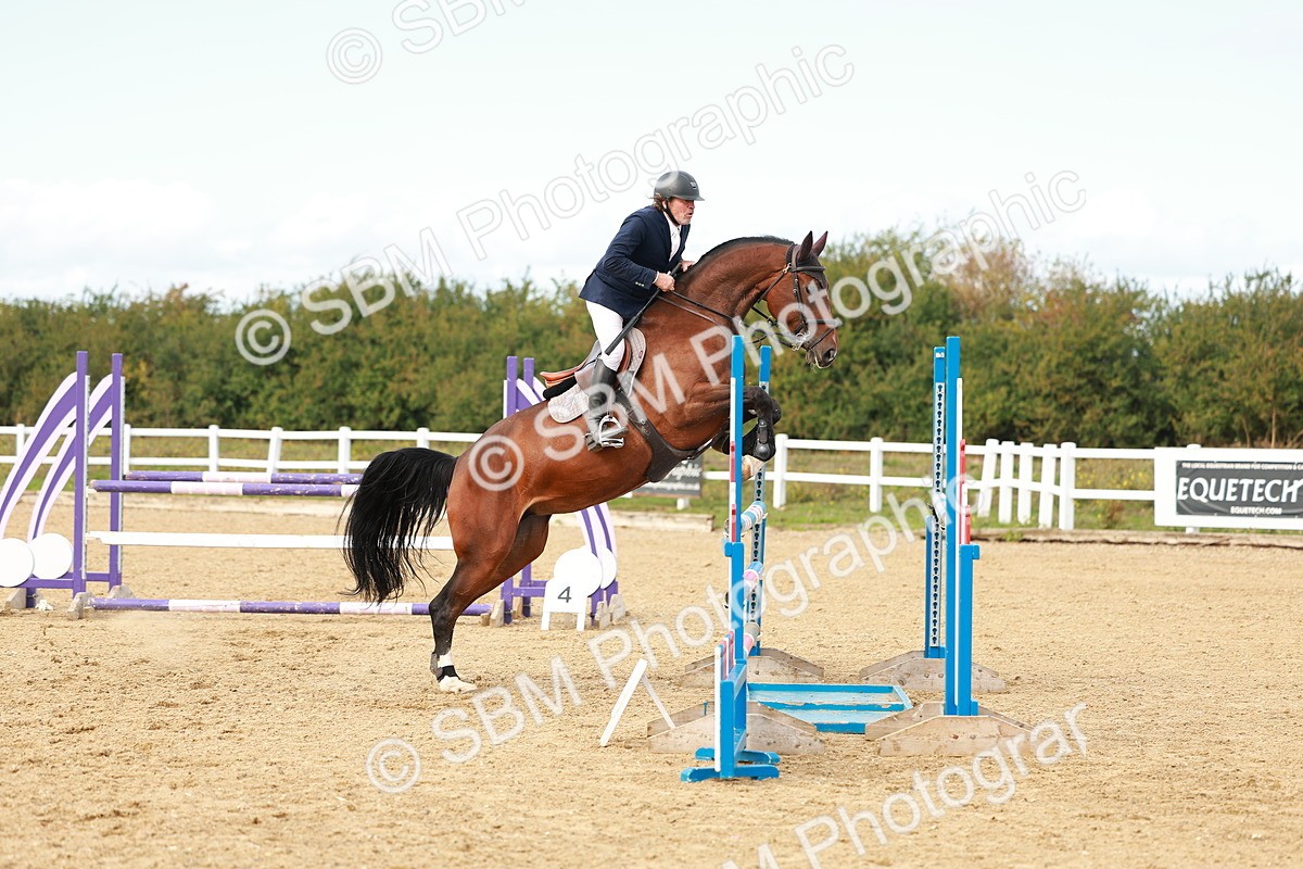 SBM_001775 - Class 4 - Senior Newcomers - 1.10m