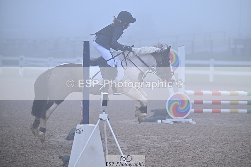 260118-095039-00024 - Cls 2 & 4 Pony Intro 70cm & 11 Year & Under 128cm