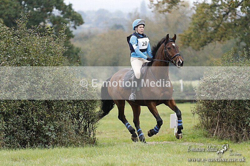 WWHT 181020 WWHT 181020 1195 - WWEC Intermediate (0.90m)  18/10/20