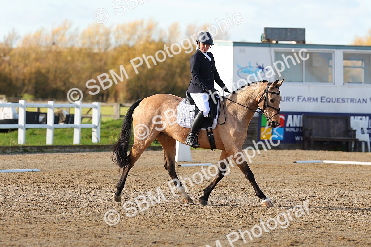 SBM_001085 - Novice 5