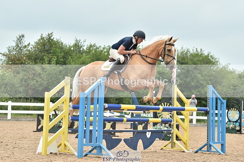 230611A-122416-05477 - Cls 34 1.05m Amateur Qualifier