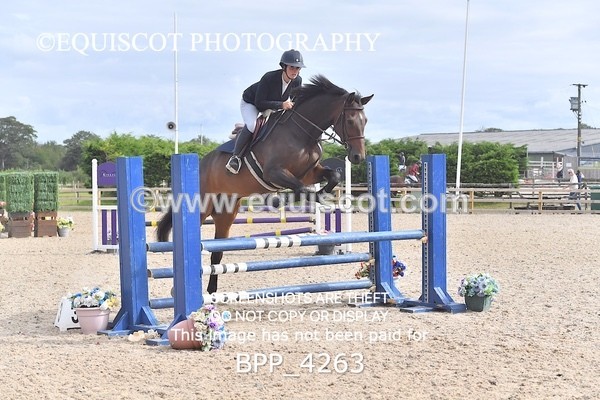 BPP_4263 - CLASS 12 SUN Senior British Novice/ 90cm Open