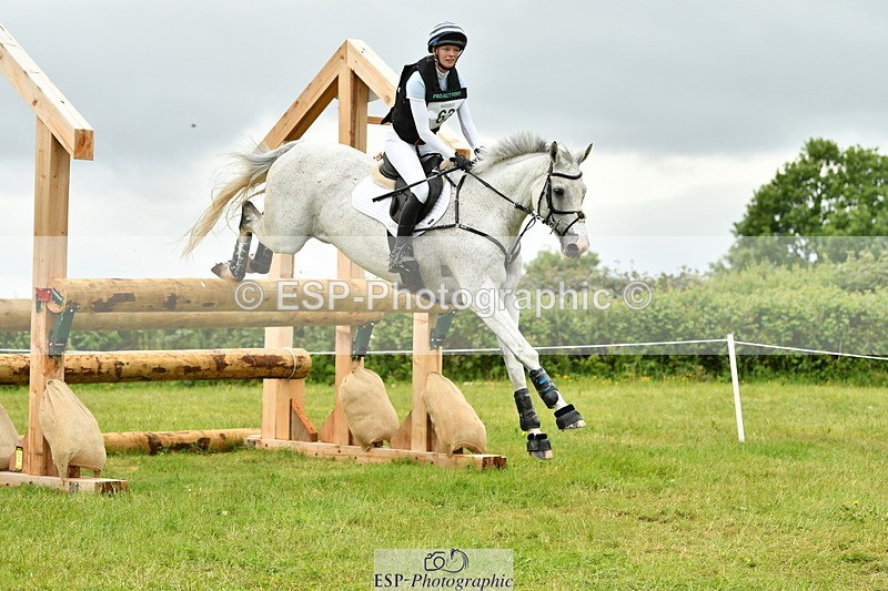 250524A-104637-09210 - A-063-Elizabeth.Barratt-RIDE.FOR.THAIS.CHAMAN.DUMONTCEAU