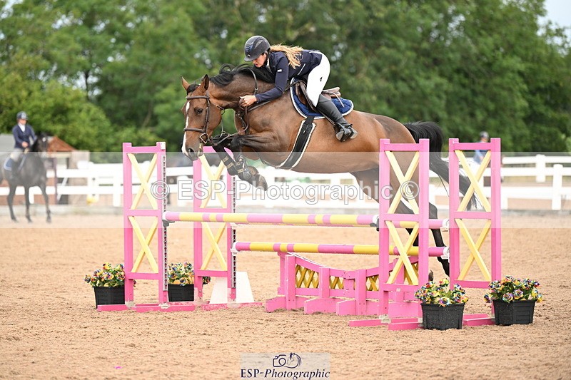 240802A-084723-03235 - Cls 21 A&B Brit Nov & 90cm Open