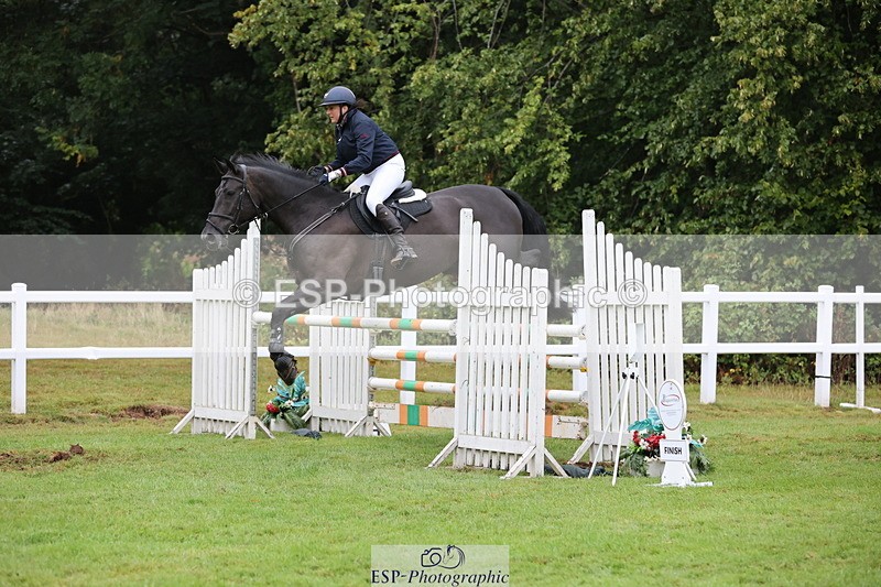 250830A-151445-07253 - Cls 16 Snr Newcomers and 1.10m Open