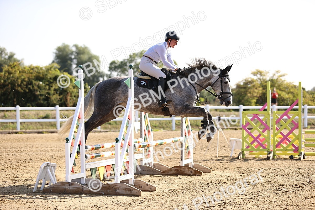 SBM_005485 - Class 8 - Clear Round