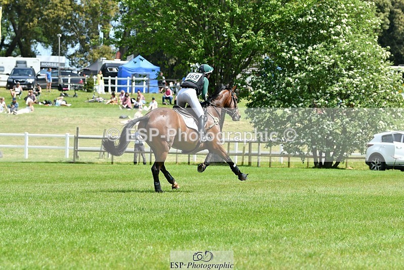 230528-140015-18192 - 469-WELLFIELDS_LINCOLN-Susie_Berry-XC