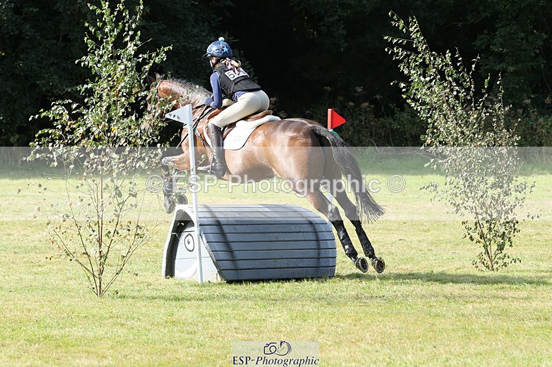 240825X-100323-31539 - 70cm XC 10.00 to 11.00