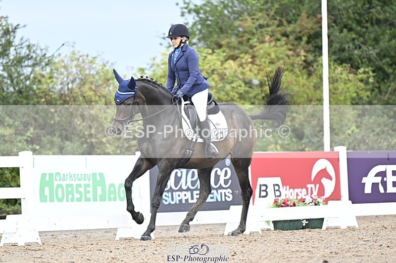 250907-110502-06492 - 033-Caroline.HeardNever.Wait