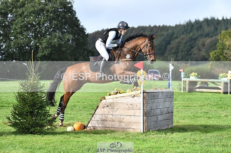 231020-112122-07133 - 039-LAUSANNE.W-Charlie.Ahl-XC