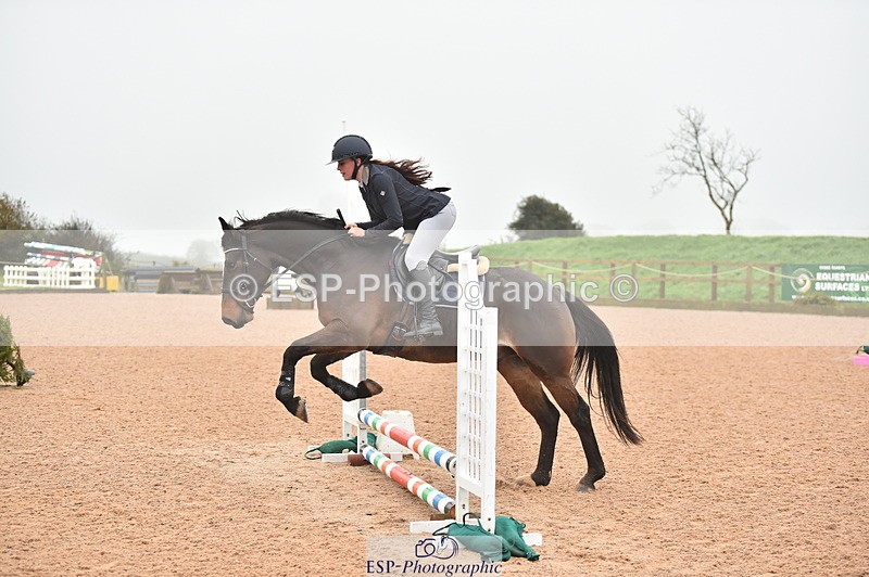 231118A-090942-00737 - Cls 16+17 Club and Schools 60cm