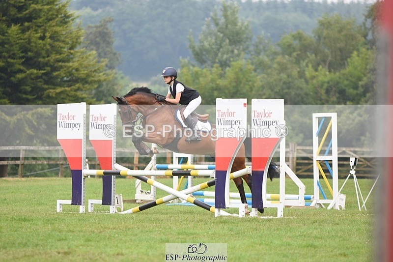 230618-101846-10348 - Cls 28 British Novice & 80cm Open