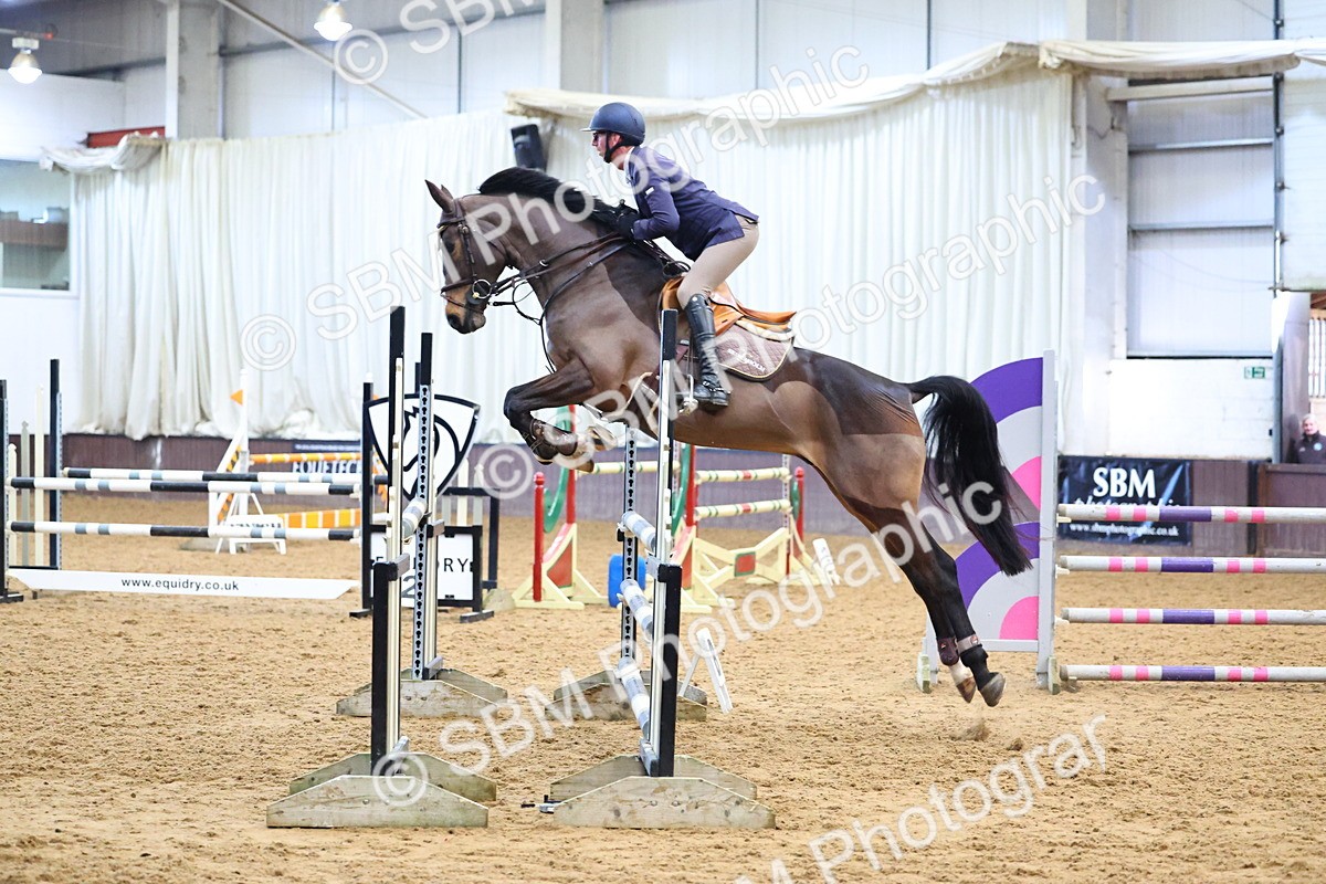 SBM_001012 - Class 4 - Senior Newcomers - 1.10m