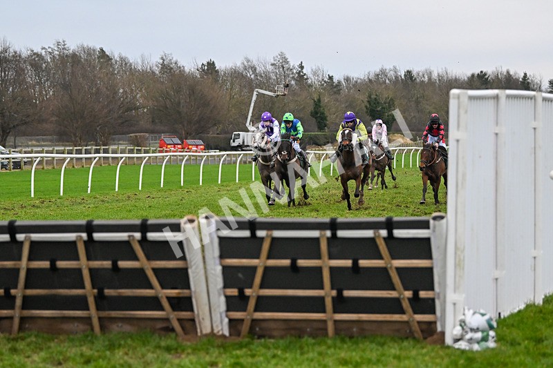 110124-Race 6-Shantou Moon-3020 - Race 6