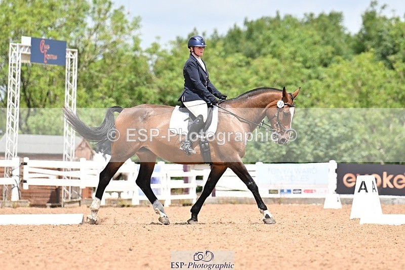 260704-123125-04602 - Cls 4D Senior Intermediate Novice 1