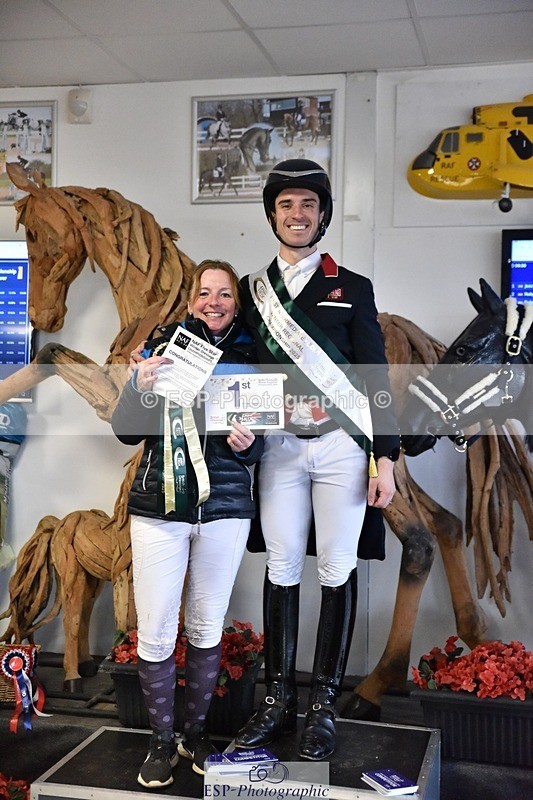 250214-135914-01693 - Inter I Gold Presentations