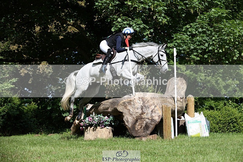 230527-094535-08255 - 203-DHI_CHILLI_START-Sophie_Hodgson-XC