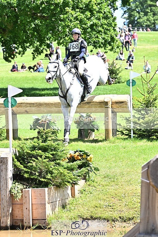 240525-120644-12917 - 368-ROCHDAN_FLEX-Emily_Philp