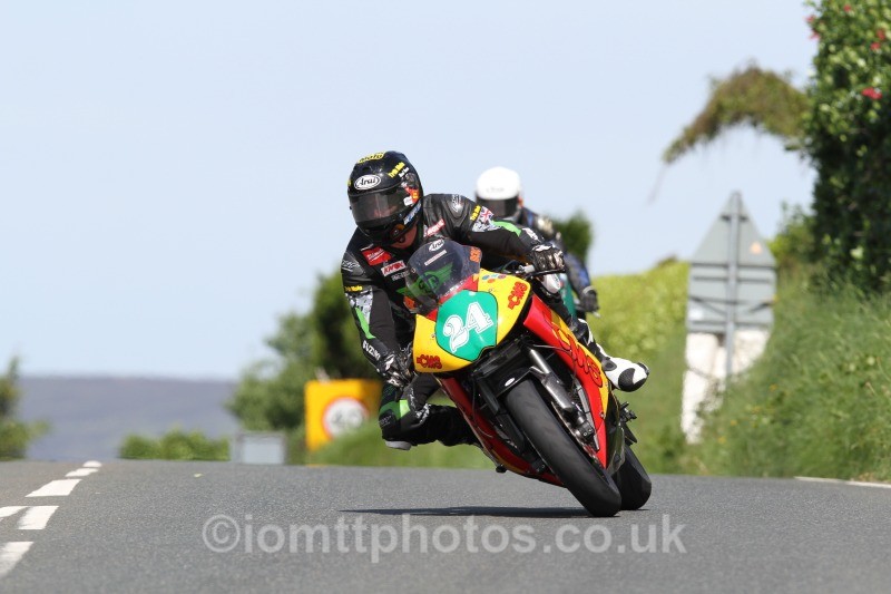 Steve Mercer Kawasaki / CMS/Tony Morris - Bikenation Lightweight TT