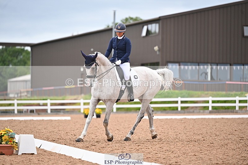 240817A-172446-10707 - 293-Layla.Ambersley-Broadbent-Galwaybay.Buddy