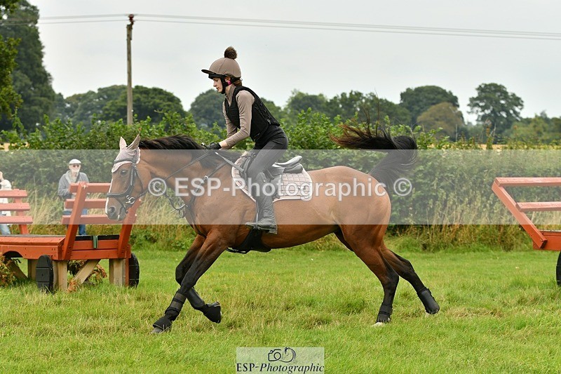 230817-124335-00711 - Theo's 1st Group - XC