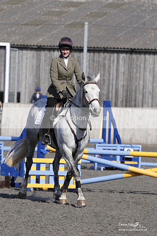 _EST0660 - Bourne Valley Riding Club Winter Showjumping 27/03/22
