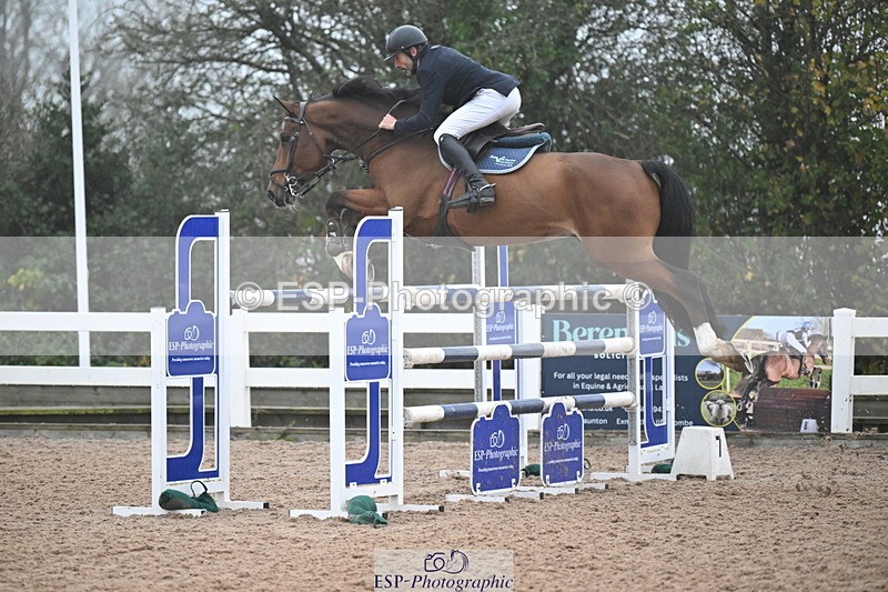 241102A-153851-06148 - SAT Cls 17 National 1.30 & 1.40m