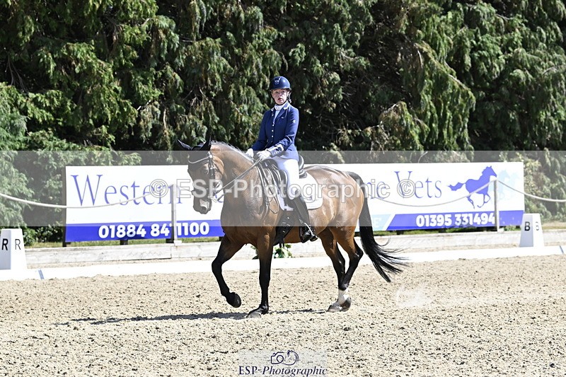 250810A-150432-07920 - 101-Olivia.LuscombeEternal.Kiss