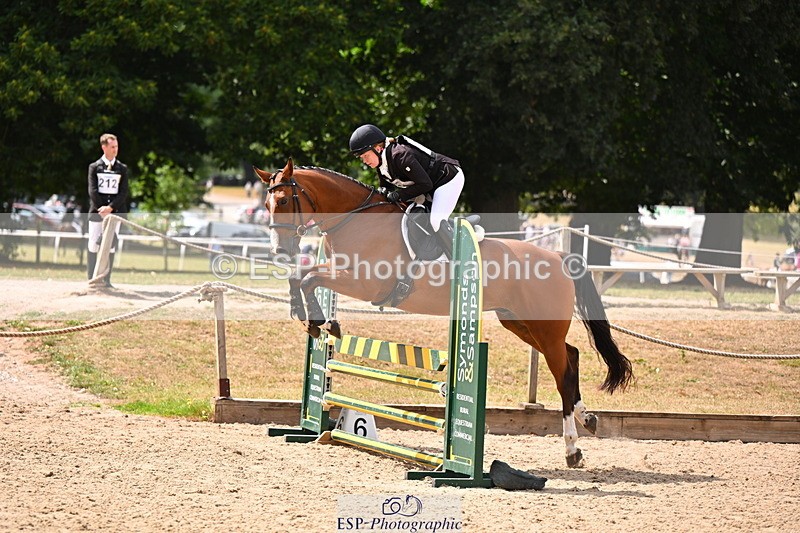 250802A-145223-06059 - D-171-Charlotte.Radley-ATTYRORY.HIELLO