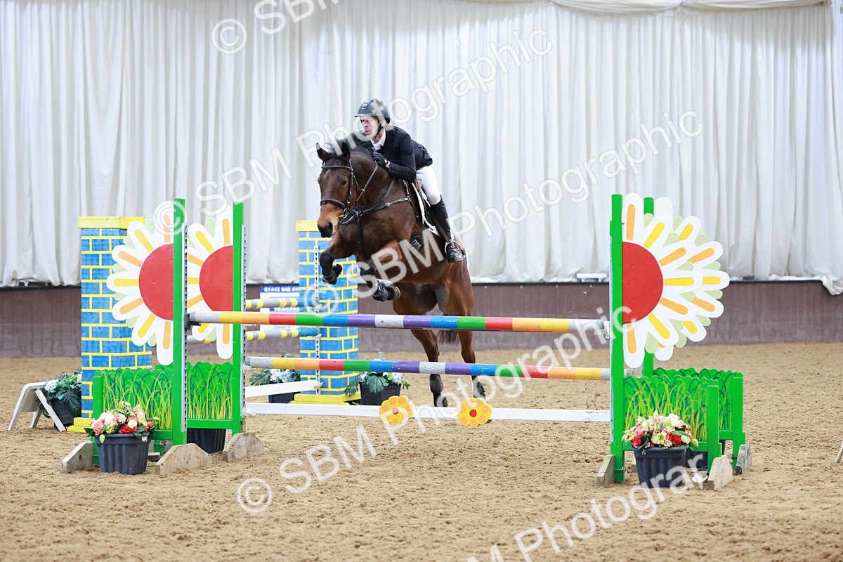 SBM_003901 - Class 11 - Senior Newcomers/ 1.10m Open
