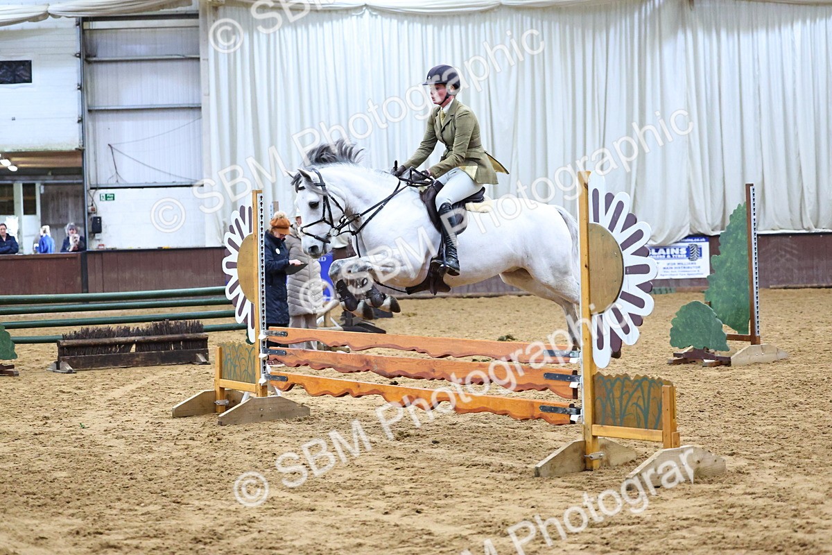 SBM_003631 - Class 37 - 80cm Training Stakes