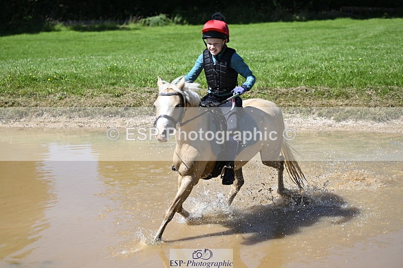 240728B-112247-00998 - Theo's Group XC