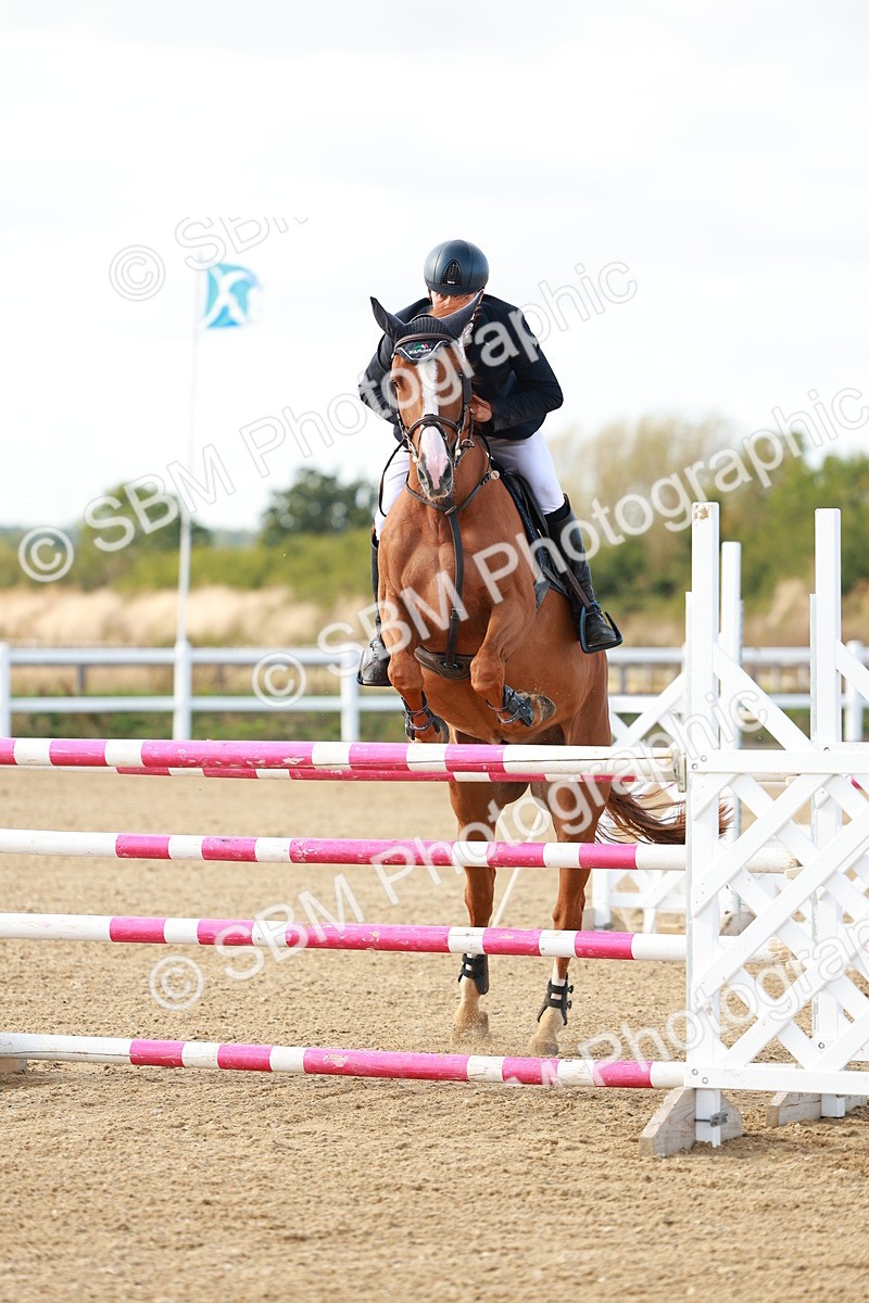 SBM_001888 - Class 5 - Senior Foxhunter - 1.20m