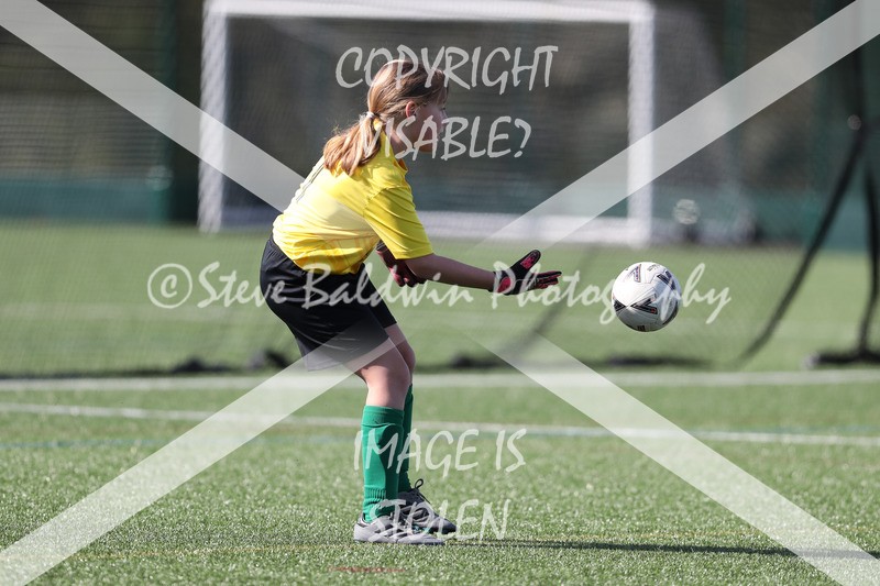 1DX20183 - 2026-03-21 FC Abbey Meads U9 Purple Girls V Stratton Juniors FC U9 Pheonix Girls