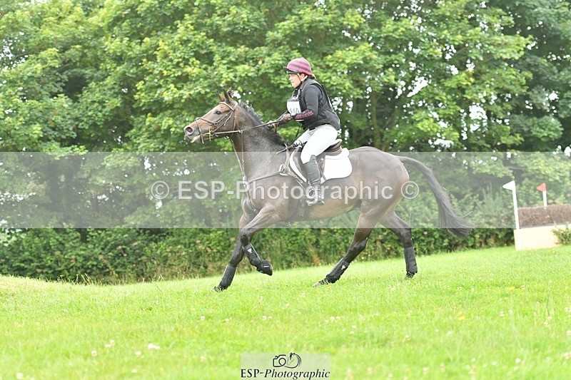 240803-105157-01403 - 110-Lizzie_Luxton-KILCARNA_BARNEY