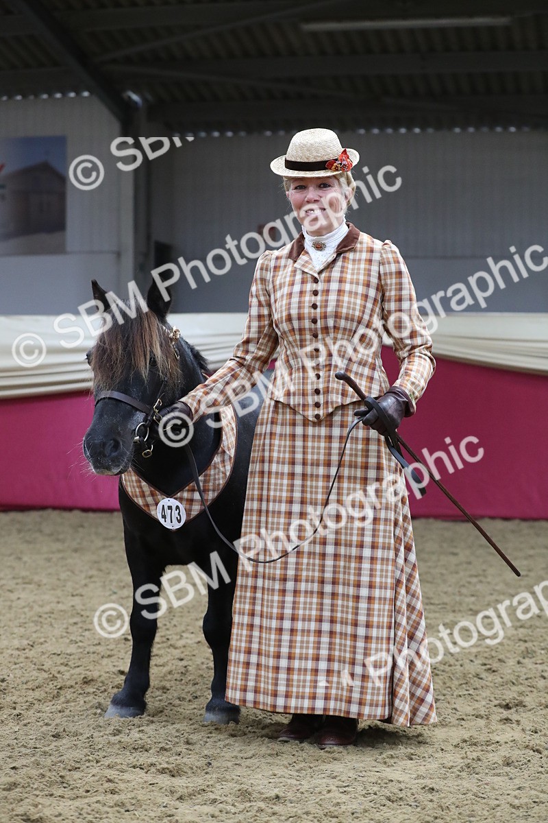 SBM_10780 - Class 103 IH Costume