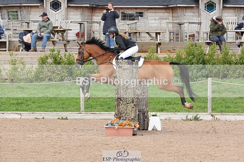 250911-141859-02398 - Cls 5 Chard Snr 90cm Speed Derby