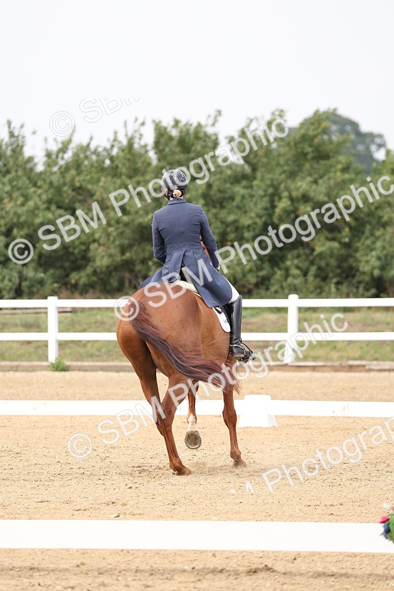 SBM_007525 - Class 9 - FEI INT I - 14.57-15.45