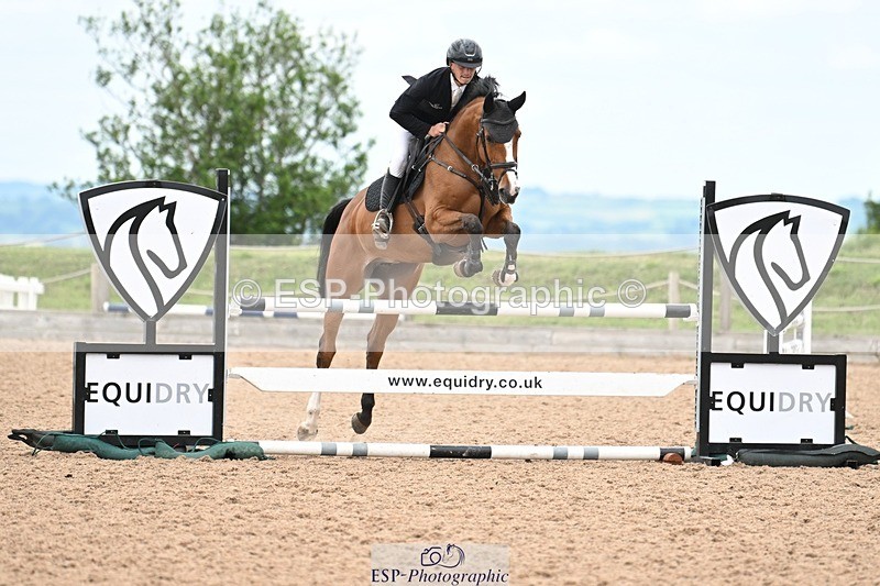 250611-124723-00537 - Cls 4 Snr Newcomers & 1.10m Open